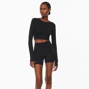 Aritzia TNA Butter Essential Waist Longsleeve